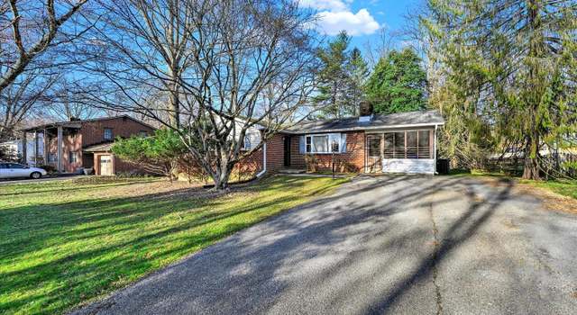 Photo of 6726 Pine Dr, Columbia, MD 21046