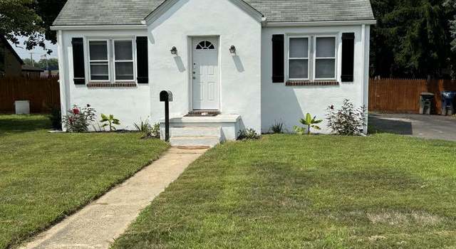 Photo of 319 Pine St, Williamstown, NJ 08094