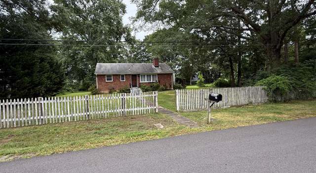 Photo of 6817 Ridgeway Dr, Springfield, VA 22150