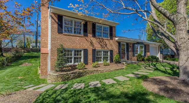 Photo of 1840 Saint Roman Dr, Vienna, VA 22182