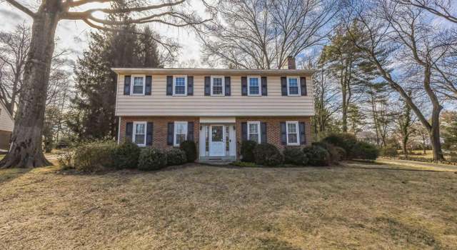 Photo of 4 Little Leaf Ct, Wilmington, DE 19810