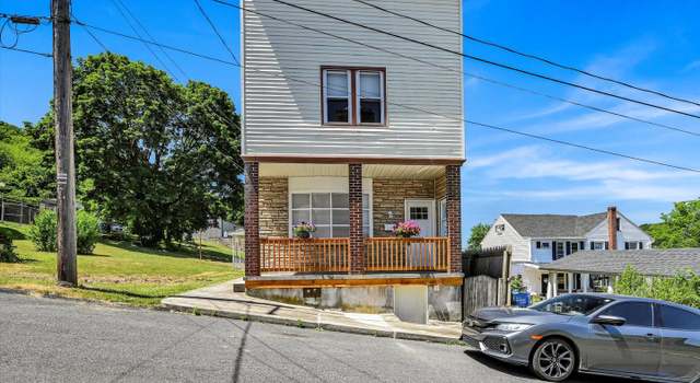 Photo of 111 Fox St, Pottsville, PA 17901