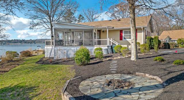 Photo of 197 N Lakeshore Dr, Louisa, VA 23093