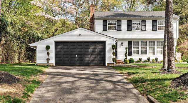 Photo of 112 W Riding Rd, Cherry Hill, NJ 08003
