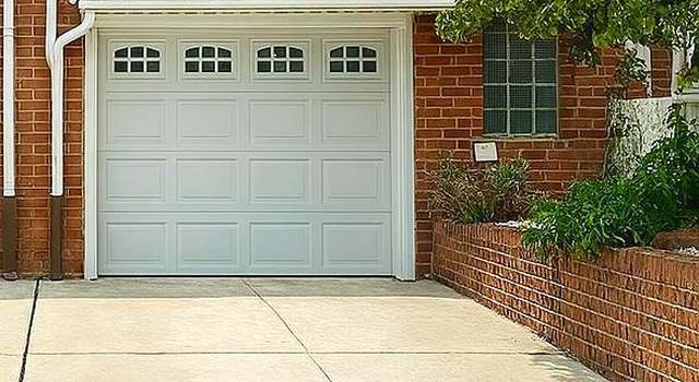 Photo of 10826 Heflin Rd, Philadelphia, PA 19154