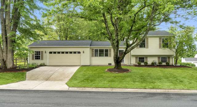 Photo of 2930 Timber Wood Way, Herndon, VA 20171