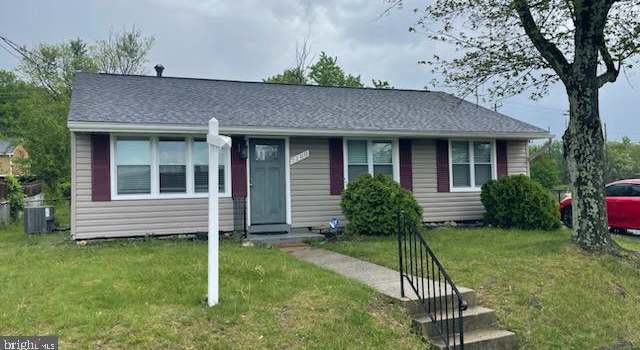 Photo of 7100 Southlawn Dr, Oxon Hill, MD 20745