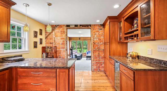 Photo of 15-17 Crescent Ave, Rocky Hill, NJ 08553