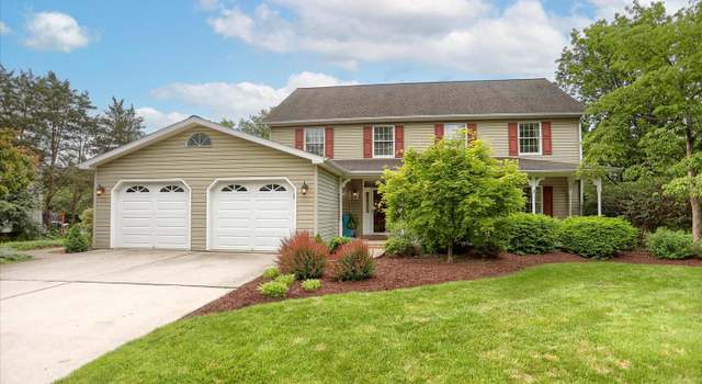 Photo of 1782 Autumnwood Dr, Mechanicsburg, PA 17055