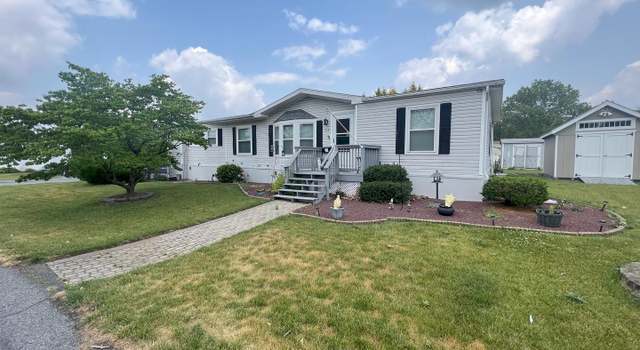 Photo of 214 Goldenrod Xing, Bath, PA 18014