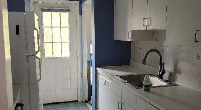 Photo of 7856 Nixon St, Philadelphia, PA 19128
