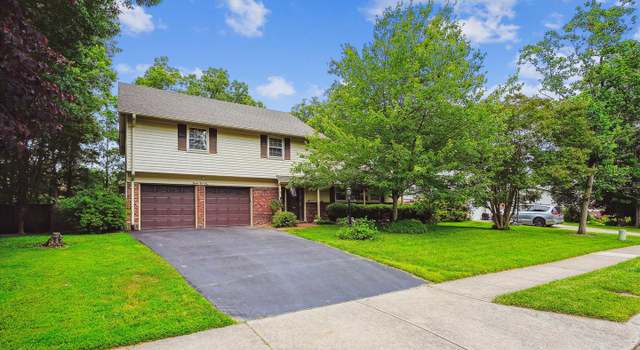 Photo of 8510 Oakford Dr, Springfield, VA 22152