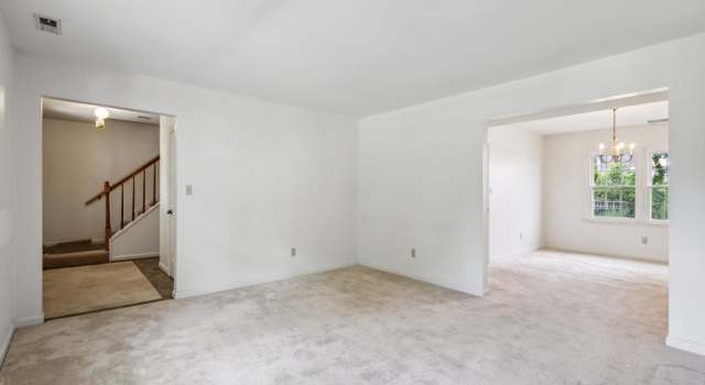 Photo of 3112 Fair Woods Pkwy, Fairfax, VA 22030