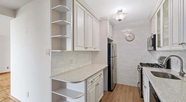 Photo of 2475 Virginia Ave NW #600, Washington, DC 20037