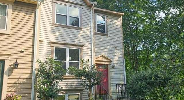 Photo of 1 Kinsman View Cir, Silver Spring, MD 20901