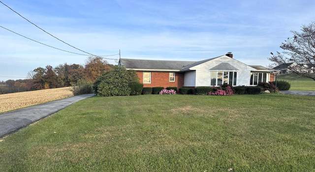 Photo of 45 Old Westminster Rd, Hanover, PA 17331