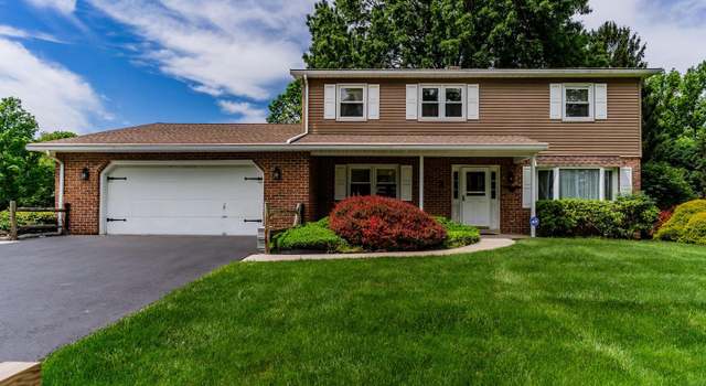 Photo of 3 Dandelion Dr, Boiling Springs, PA 17007