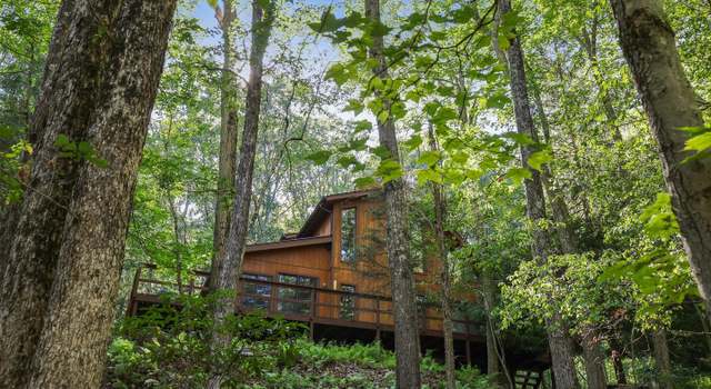 Photo of 424 Iroquois Loop, Canadensis, PA 18325