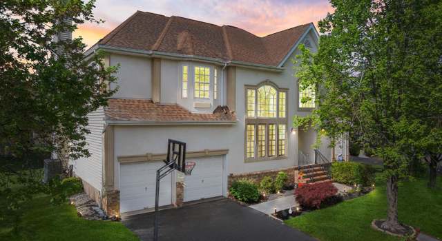 Photo of 30 Goldenrod Dr, Belle Mead, NJ 08502