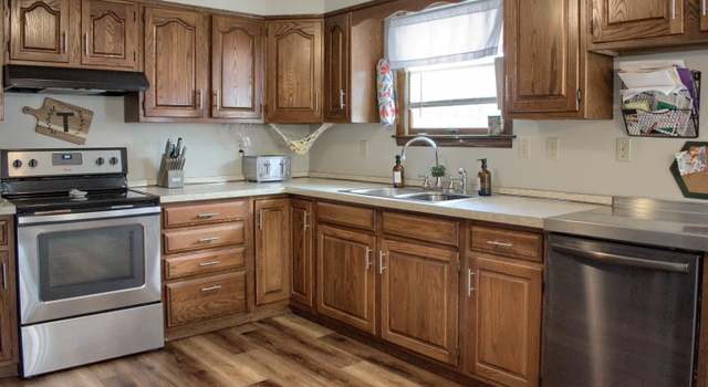 Photo of 5 Cameron Dr, Elysburg, PA 17824