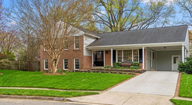 Photo of 8222 Treebrooke Ln, Alexandria, VA 22308