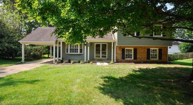 Photo of 12027 Cheviot Dr, Herndon, VA 20170