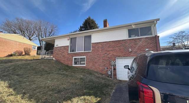 Photo of 2468 Wharton Rd, York, PA 17402