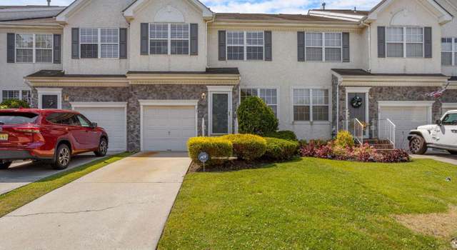 Photo of 37 Chapel Hill Rd, Mount Laurel, NJ 08054
