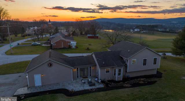 Photo of 5701 Colonial Valley Rd, Spring Grove, PA 17362