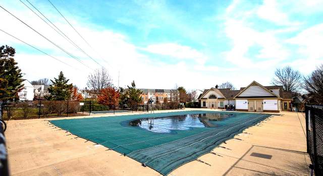 Photo of 6549 Parish Glebe Ln, Alexandria, VA 22315