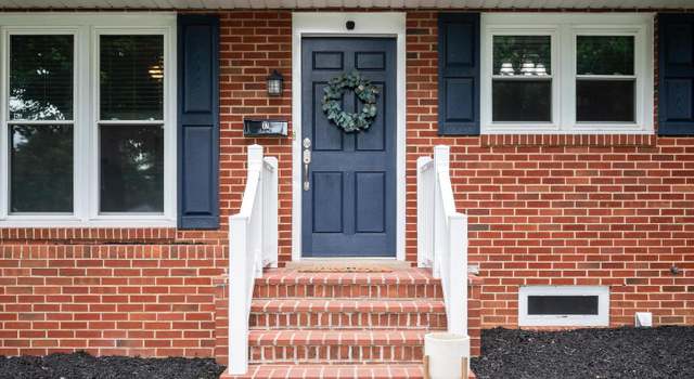 Photo of 117 Washington Ave, Front Royal, VA 22630
