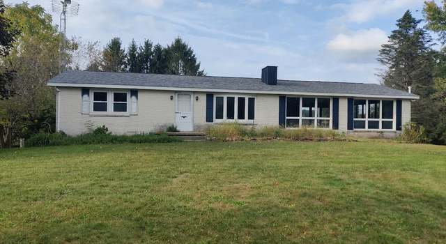 Photo of 339 Hickory Hollow Ln, Mc Connellsburg, PA 17233