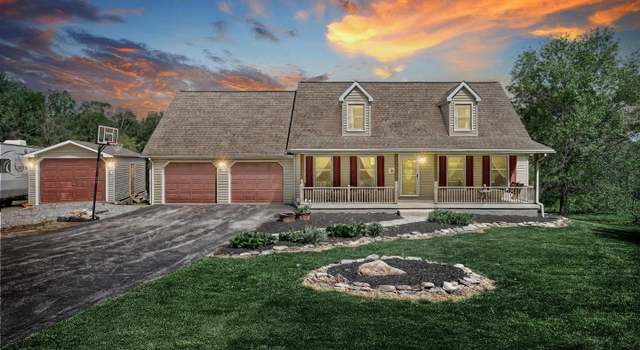 Photo of 7350 Woodland Dr, Spring Grove, PA 17362
