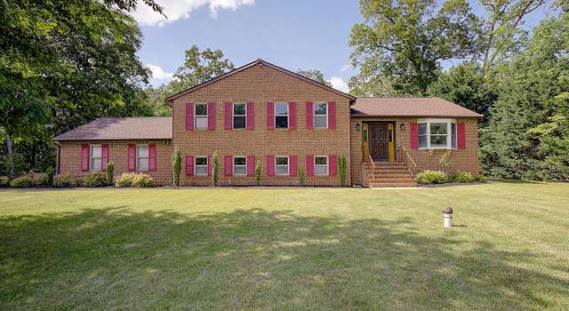 Photo of 1398 Hurlock Ln, Pasadena, MD 21122