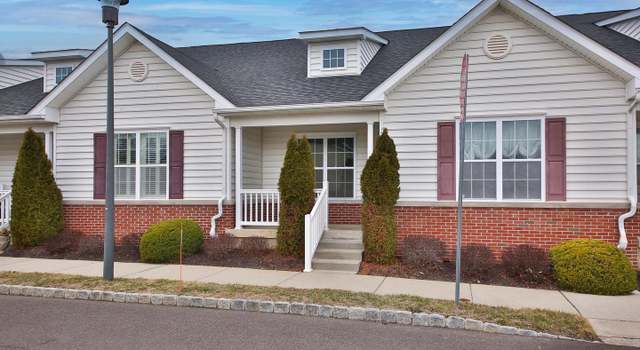 Photo of 15070 Dahlia Dr, Philadelphia, PA 19116