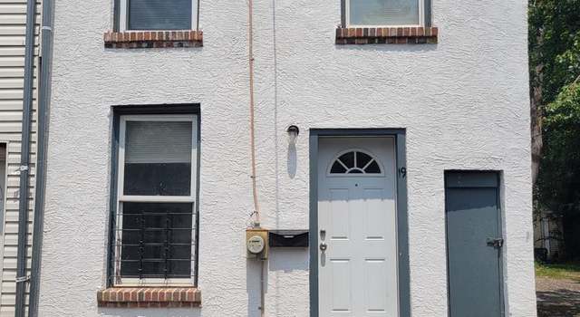 Photo of 19 E Blackberry Aly, Norristown, PA 19401