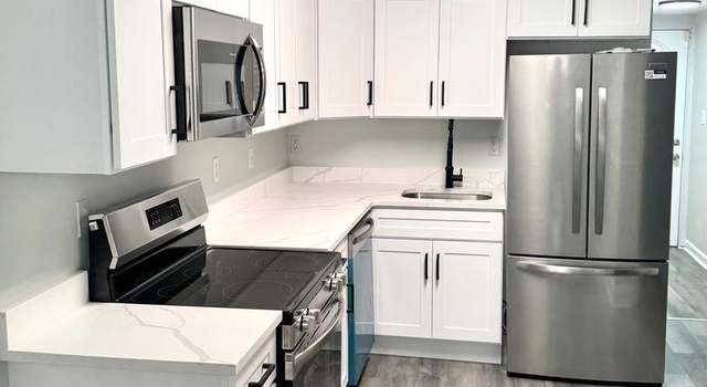 Photo of 222 S Carey St, Baltimore, MD 21223