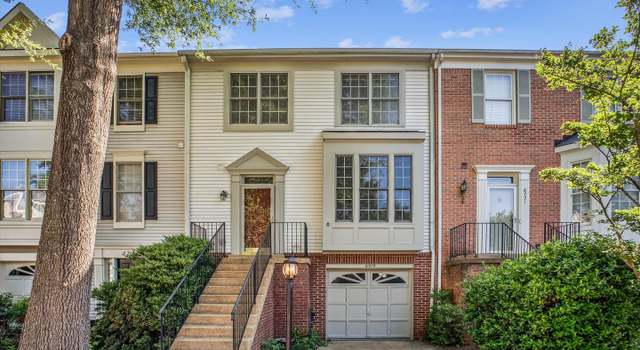 Property at 6319 Franconia Commons Dr, Alexandria, VA 22310, 3 beds, 2.5 baths