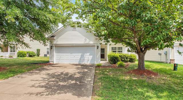 Photo of 64 Gladstone Dr, Fredericksburg, VA 22406