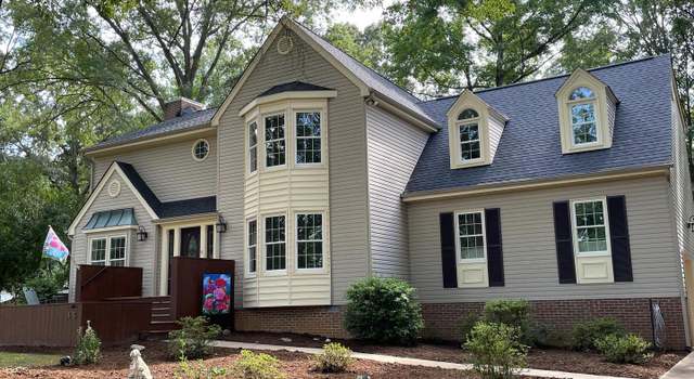 Property at 15 Clarion Dr, Fredericksburg, VA 22405, 5 beds, 2.5 baths