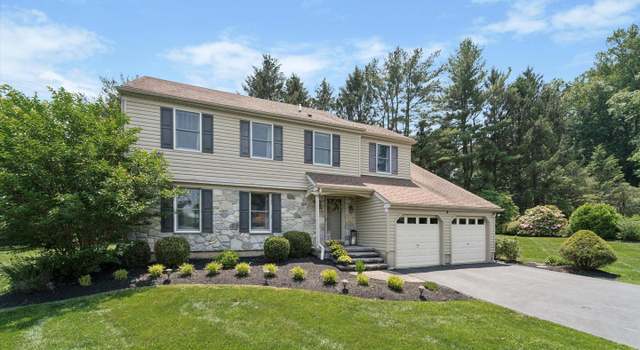 Photo of 10 Hyllwynd Ct, West Chester, PA 19382