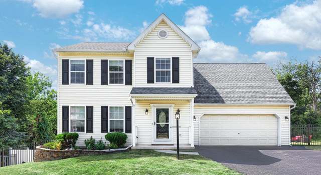 Photo of 20 Burberry Ln, Mount Wolf, PA 17347