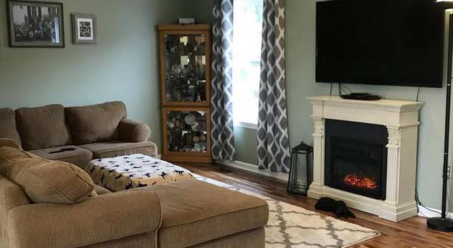 Photo of 35587 Golf Course Dr, Mechanicsville, MD 20659