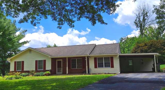 Photo of 237 Dove Dr, Honey Brook, PA 19344