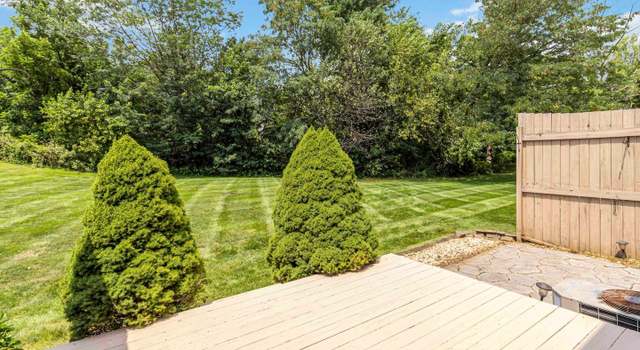 Photo of 25 Carousel Cir, Hershey, PA 17033