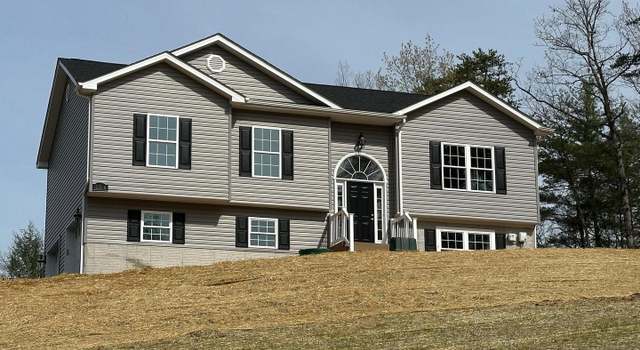 Photo of 570 Glaize Orchard Rd, Winchester, VA 22603
