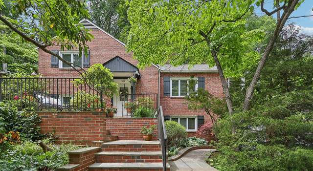 Photo of 3919 30th St N, Arlington, VA 22207