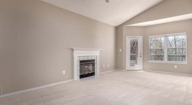 Photo of 4401 Sedgehurst Dr #306, Fairfax, VA 22033