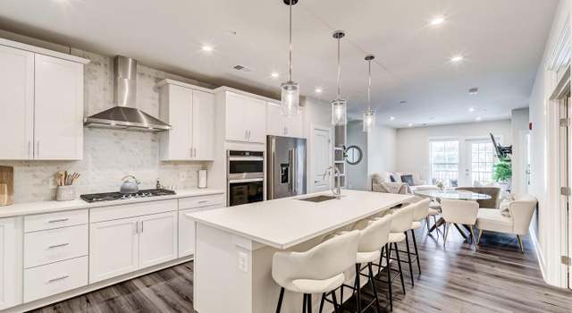 Photo of 104 Saint Ives Pl #203, Oxon Hill, MD 20745