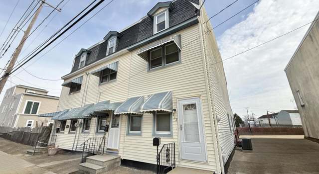 Photo of 312 Water St, Gloucester City, NJ 08030